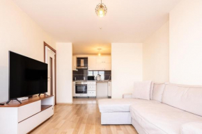 Comfortable Flat Close to Caglayan Metro Station and Various Shopping Malls in Kagithane